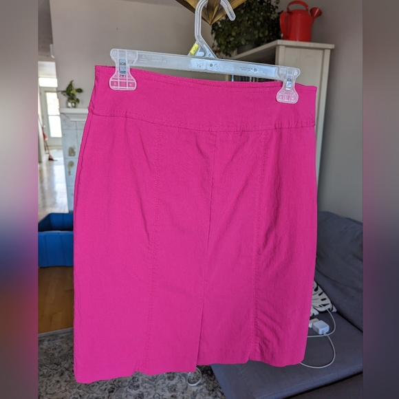 Reitmans pencil skirt - size 9 - Picture 2 of 2